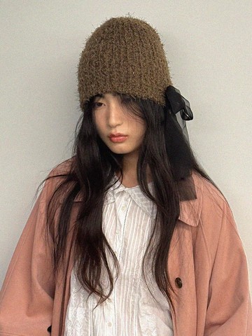 Furry Knit Beanie [Brown]