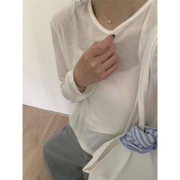 LOVELY 韓國東大門夏新款純色薄款修身圓領長袖T恤女打底衫上衣潮