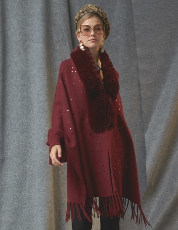 ★【喜芝梅】經典王后尊爵含羊毛毛領披肩(三色；F) 225780825