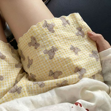 ✨精選好物✨可愛小熊慵懶風短褲  居家短褲  睡褲  休閒夏季新款泡泡棉寬鬆遛彎短褲 家居褲睡褲 外穿短褲