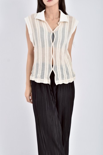 (S) kbf質感棉質無袖透膚杏色上衣