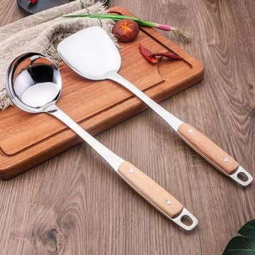 臺灣/現✨餐具 鍋鏟 湯勺 漏勺 飯勺精拋不鏽鋼湯勺鍋鏟加長家用加厚超厚實木高檔手柄防燙廚房炒菜鏟