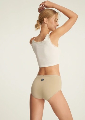 抗菌系列．高腰三角內褲(愛爾蘭褐-命運轉盤)