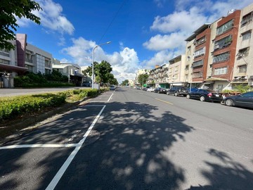 小港機場投資自住面大馬路次高樓公寓｜高雄市小港區平和西路
