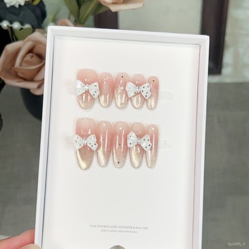 🎀純手工穿戴甲🎀純手工穿戴甲金色追光貓眼白色蝴蝶結溫柔腮紅色顯白夏日美甲新年美甲貼片顯白美甲片高級感穿戴甲 1AHL