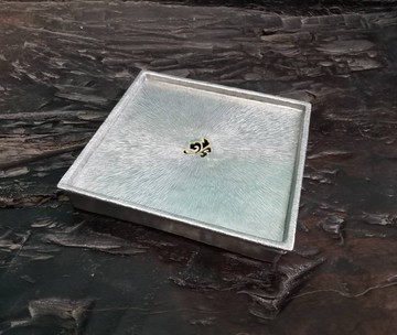 錫壺承—唐草紋(方型)