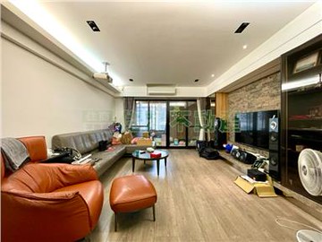 美校特區精裝三房車｜台北市士林區中山北路六段