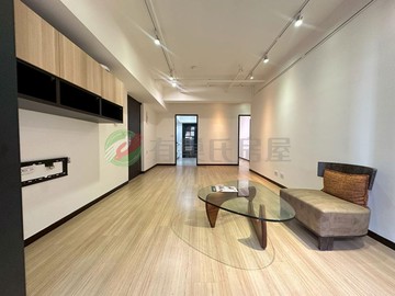 北屯十期輕屋齡正三房休旅車位．高樓層｜台中市北屯區軍福十六路