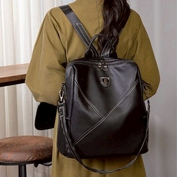 包包 後背包 女生包包 真皮後背包 白色包包 黑色包包 高級感 軟皮包包 盾牌包包 2way包 韓國包包 禮物 131