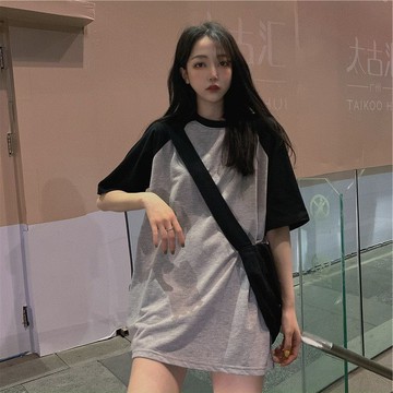 【ⓇⒺⓃⒶ 台灣現貨每天出】韓版撞色短袖/落肩寬鬆上衣/拚色長版上衣/復古撞色T恤/圓領上衣/休閒/寬鬆【Q1414】