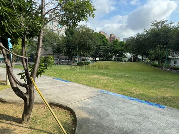 高鐵特區『地主保留戶』黃金雙店面4個B1平面車位｜新竹縣竹北市嘉興路