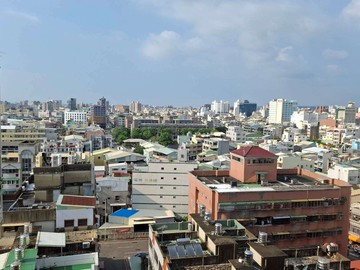 興業西路 景觀 三房+車位｜嘉義市西區興業西路
