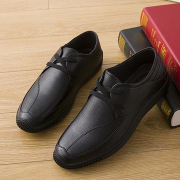 好皮料！耐磨底！男士黑色圓頭皮鞋休閑爸爸鞋一線品牌撤柜男鞋