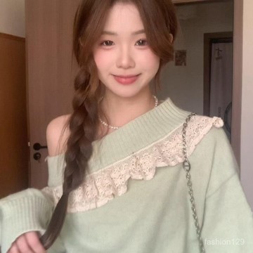 💛限時下殺💛法式高級感蕾絲邊一字肩長袖毛衣女秋冬季露肩寬鬆套頭針織衫上衣