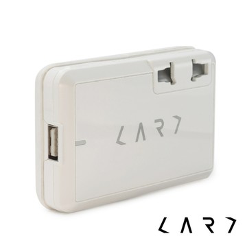 CARD｜CA1 全球旅行萬國插座轉換器 (白色)