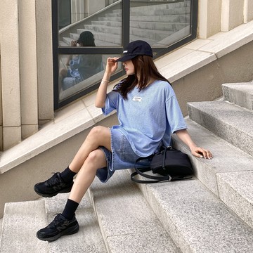 休閒寬鬆條紋圓領上衣