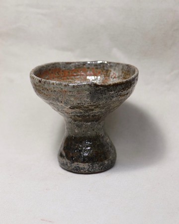 志野手捏高腳盆器-6