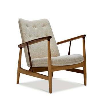 The Kettelhut Chair 凱特赫 主人椅（亞麻米色布料）