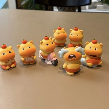 臺灣現/🎀擺件 桌面可愛擺件 迷你擺件爆款同款水豚嘟嘟擺件潮玩盲盒手辦玩偶創意可愛裝飾公仔擺件嚕