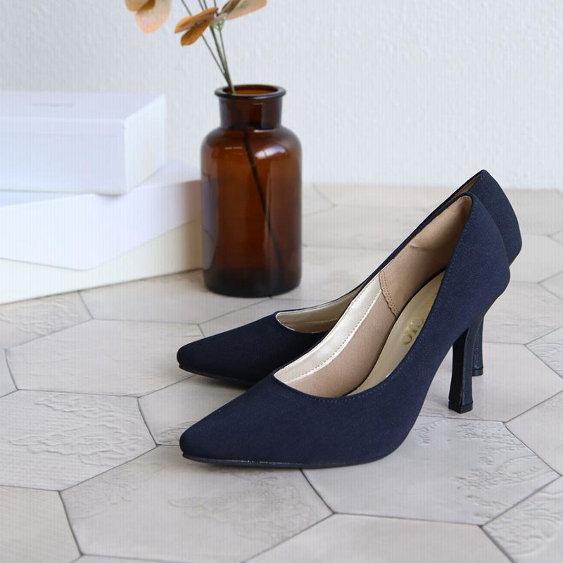 Repetto ネイビー ポインテッドトゥ パンプス 39 ピンヒール　3cm Repetto ネイビー ポインテッドトゥ パンプス 39 ピンヒール 3cm