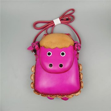 迷你斜挎包小包女真皮可愛卡通小綿羊手機小背包