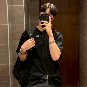 韓版男士時尚休閒純色圓領T桖