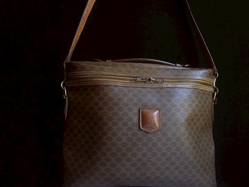 【老時光 OLD-TIME】早期二手老包義大利CELINE老花肩背包