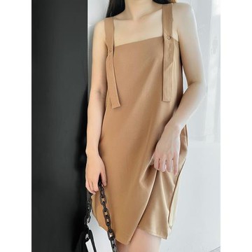 時髦法式優雅粗肩帶連衣裙平口一字領垂墜感抹胸前后兩穿小眾短裙