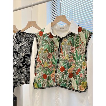 港風披肩女新款春夏民族風云南碎花麗江斗篷披風外搭時尚洋氣網紅