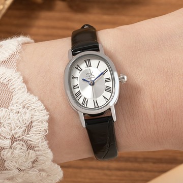 SHENGKE回眸記憶小橢圓羅馬數字刻度炫光真皮手錶【WSK0186】-白面黑帶