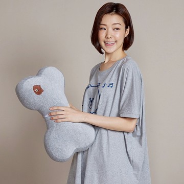 熊大立體小骨頭抱枕