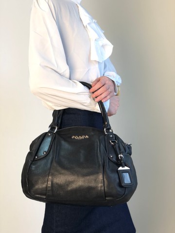 【 日本直送 名牌中古包 】PRADA 普拉達 手提包 黑色 銀色 Logo 皮革 圓形 vintage 古董 復古 4frjvm