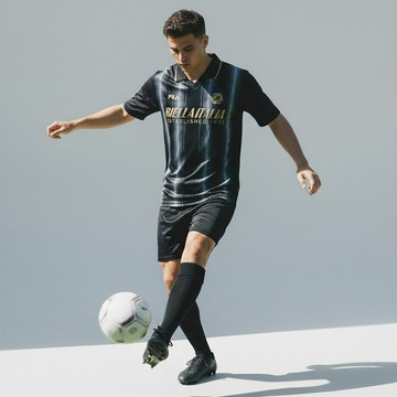 FILA 男短袖排汗快乾V領足球運動衫-黑 1POA-1002-BK