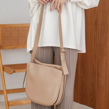 日本 Bab - 柔軟時尚皮質優雅側背包-卡其杏