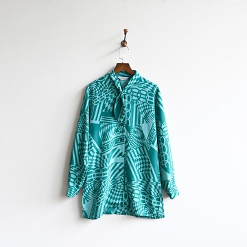 【蛋植物古著】幻境鎖鏈日本製印花領結古著襯衫