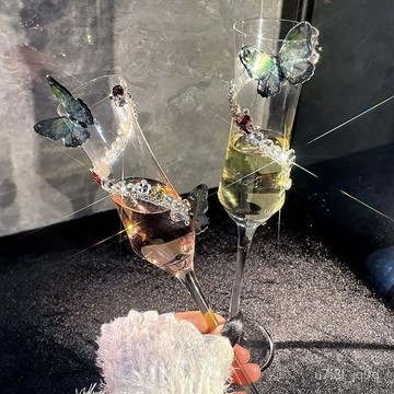高腳杯ins高顔值高顔值香檳鷄尾杯水晶鑲鑽玻璃紅酒杯收腰高腳杯