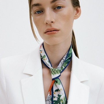 【Ven & Qu】野園系列－海軍藍絲質長版細緞巾 6×110 公分