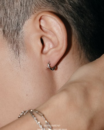 [純銀] 我的黑騎士耳環 / My Black Knight Earring