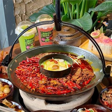 老式生鐵子母鴛鴦吊鍋商用火鍋重慶地攤火鍋店鍋具免冶鑄鐵鍋