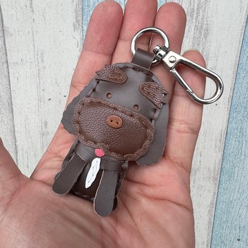 療癒小物 深咖啡色 可愛 拉布拉多貴賓狗 純手工縫製 皮革 鑰匙扣