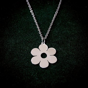 手工製作的小極簡花吊墜