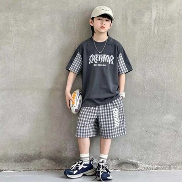 【臺灣出貨】男童套裝 兒童拼接格子套裝中大童休閒圓領上衣薄款運動短褲兩件套 兒童衣服 大童套裝 小朋友套裝 兒童套裝