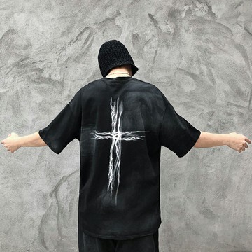 歐美高街暗黑系涂鴉十字架印花短袖T恤男ins復古潮牌嘻哈寬松半袖