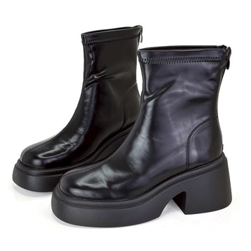 Icey俐落個性激瘦厚底短靴