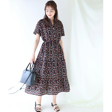 日本 BLUE EAST - [推薦]接觸冷感 氣質排釦短袖洋裝-彩色葉子-黑