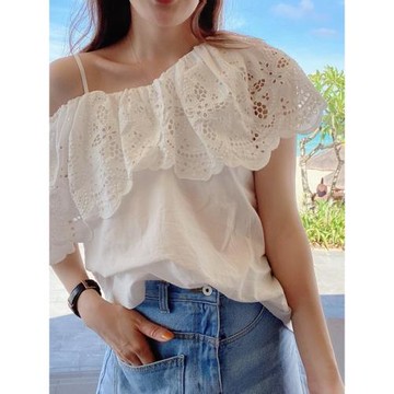 韓國東大門2026春季新款氣質蕾絲荷葉邊露肩白色一字肩襯衫女上衣