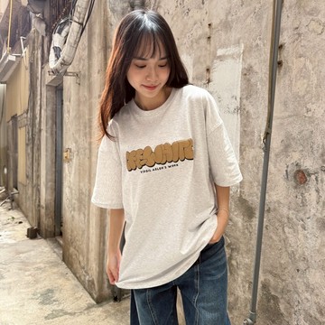【MasCool 】塗鴉字母發泡短袖 短T 短袖TEE 短踢 素踢 落肩 T恤 T-SHIRT 寬鬆