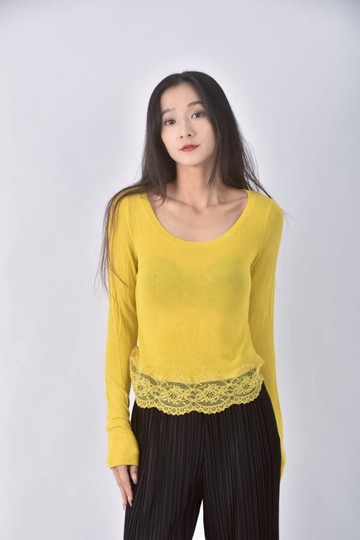 (S) 蕾絲邊黃色長袖上衣