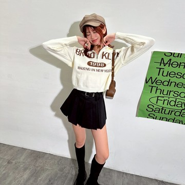 IN SHOP 半拉鍊英文翻領毛衣-共3色【KT224718】