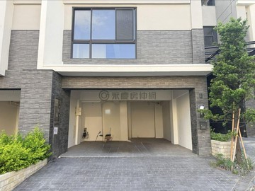 竹科莊園雙併別墅  全新交屋  邊間大戶｜新竹市香山區中華路六段